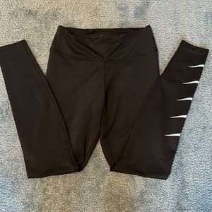 Black nike leggings size m never worn!